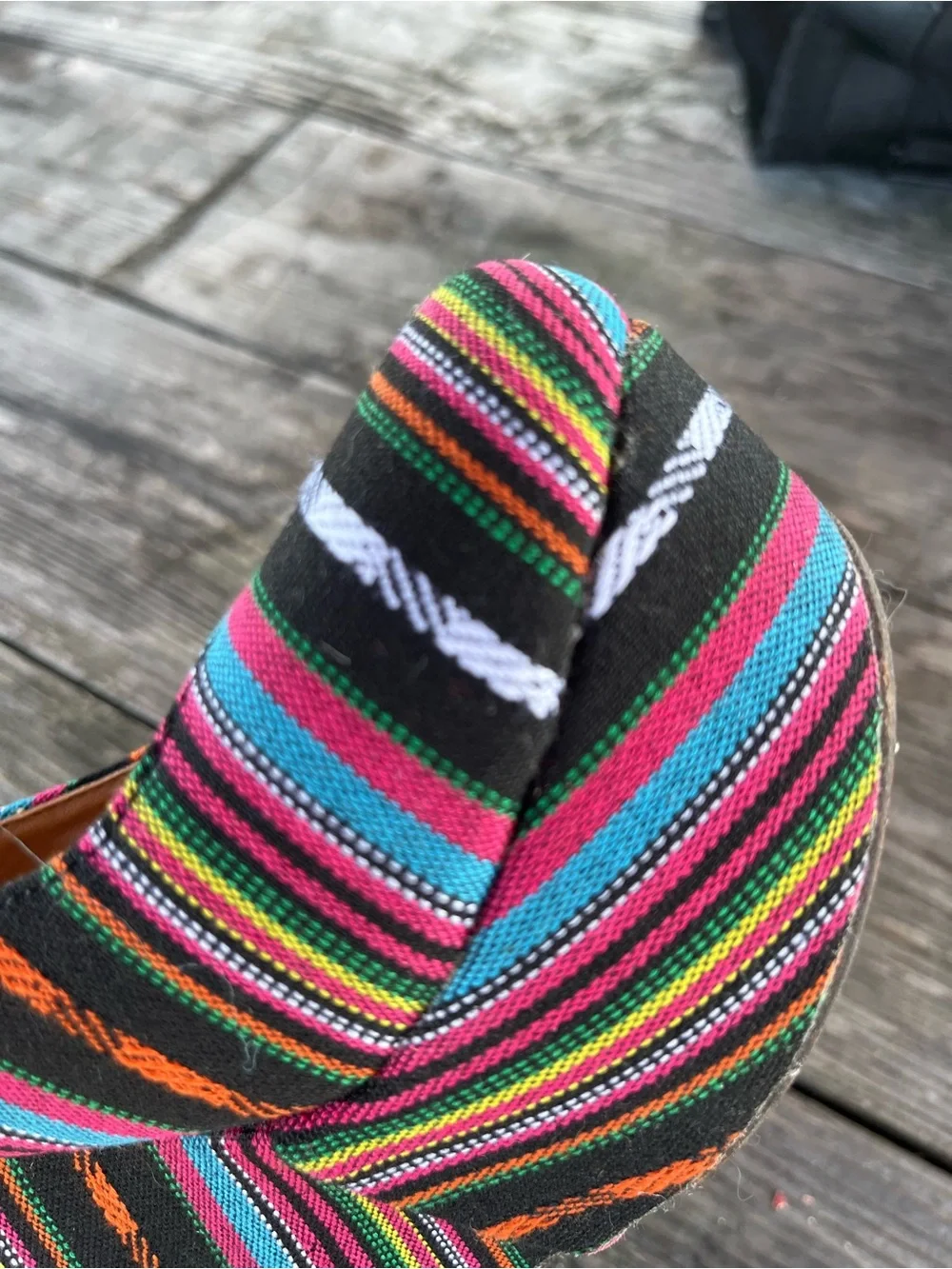 CH RISH SZ 6, Multicolor Striped Platform Wedges - Pink/Black great cond